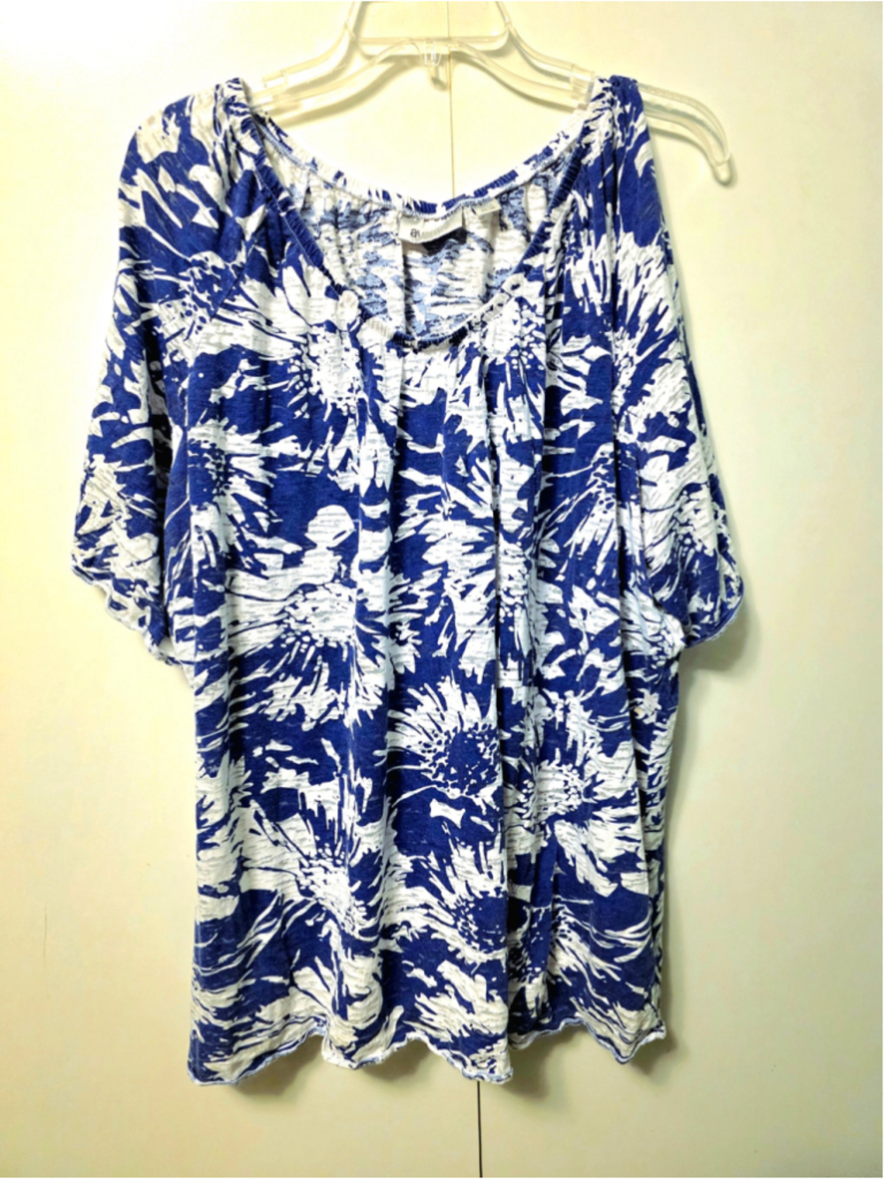 Women's Avenue Floral Print Top Blue White Size 26/28